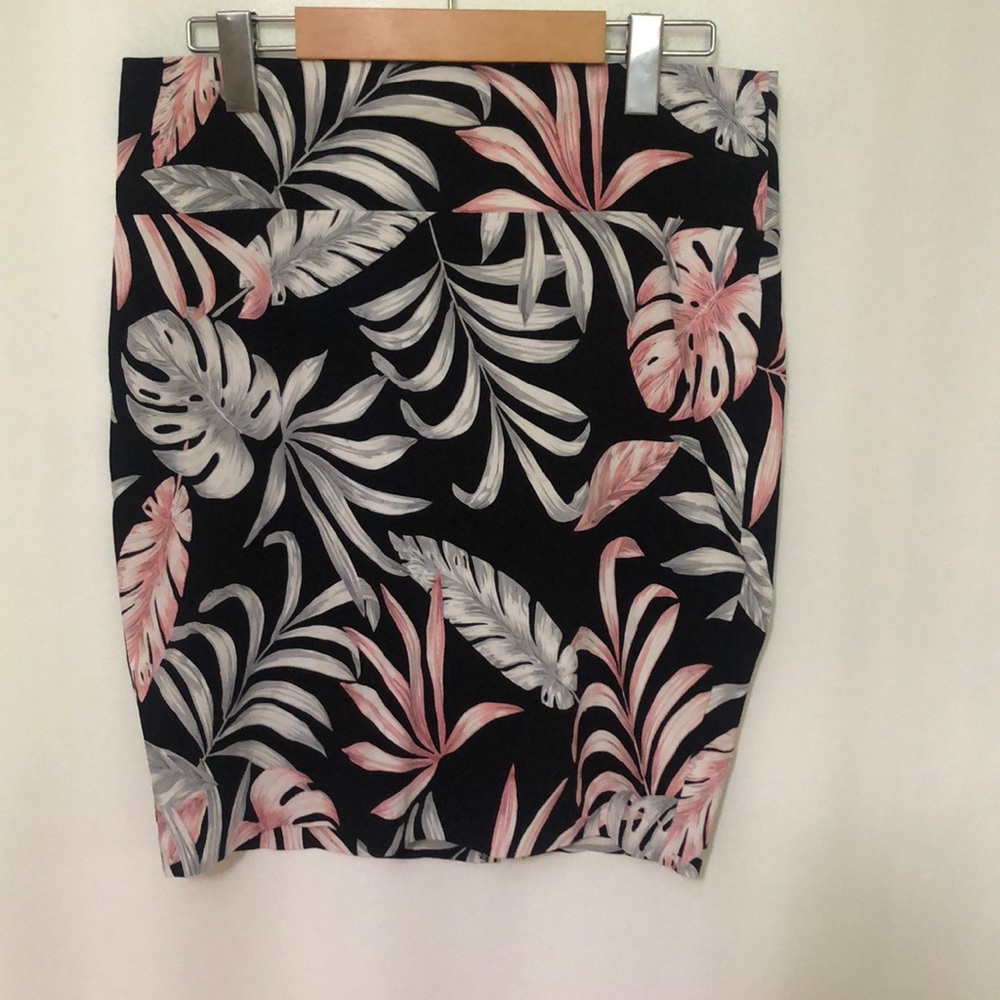 Floral Print Bodycon Skirt